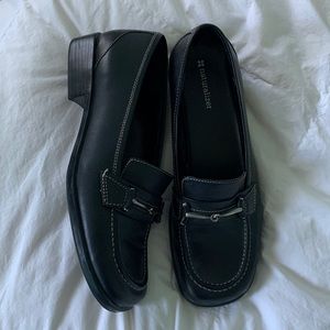 NATURALIZER black loafer